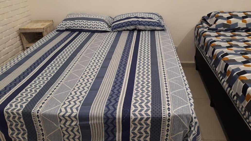 Hospedagem Economica Flor De Maria Caraguatatuba Zewnętrze zdjęcie